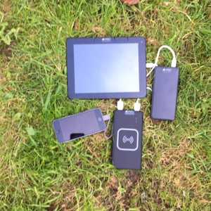 Qi 10Ah Power Bank & Tablet & iPhone Qi 10Ah Power Bank & Tablet & iPhone